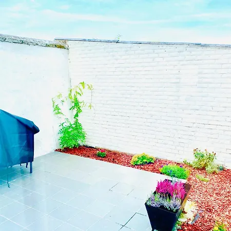 Deluxe Holiday home Charleroi